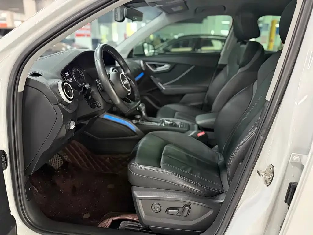 Audi Q2L 2022 из CN, фото 3