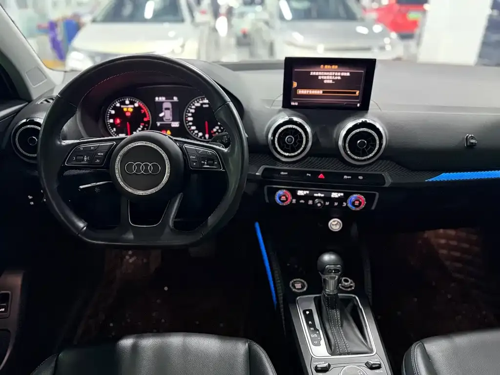 Audi Q2L 2022 из CN, фото 6
