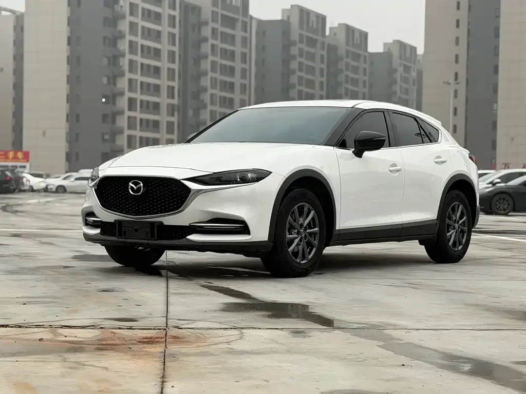 Mazda CX-4 2023 из CN, фото 1
