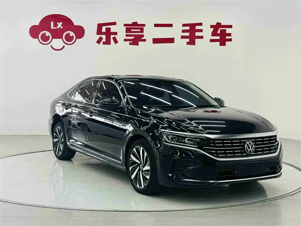 Volkswagen Passat — фото 4