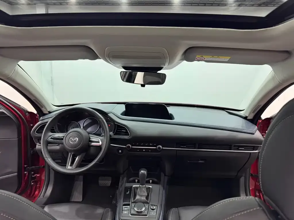 Mazda CX-30 2022 из CN, фото 2