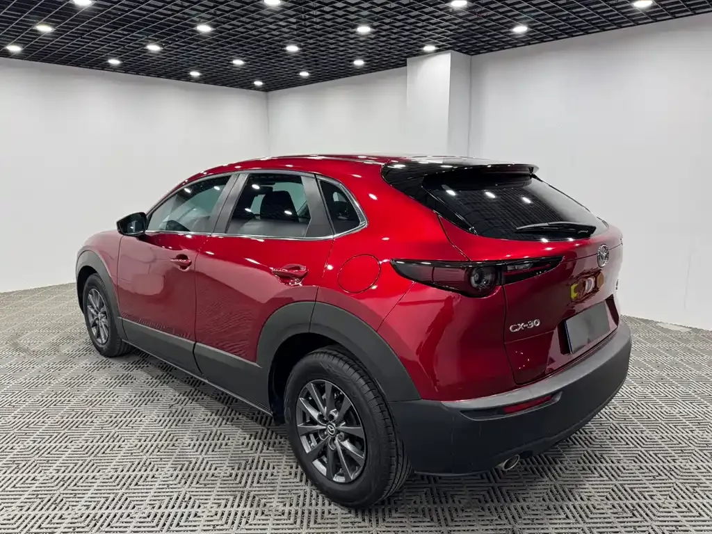 Mazda CX-30 2022 из CN, фото 9
