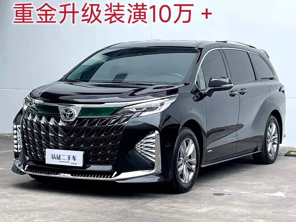 Toyota Sienna — фото 1