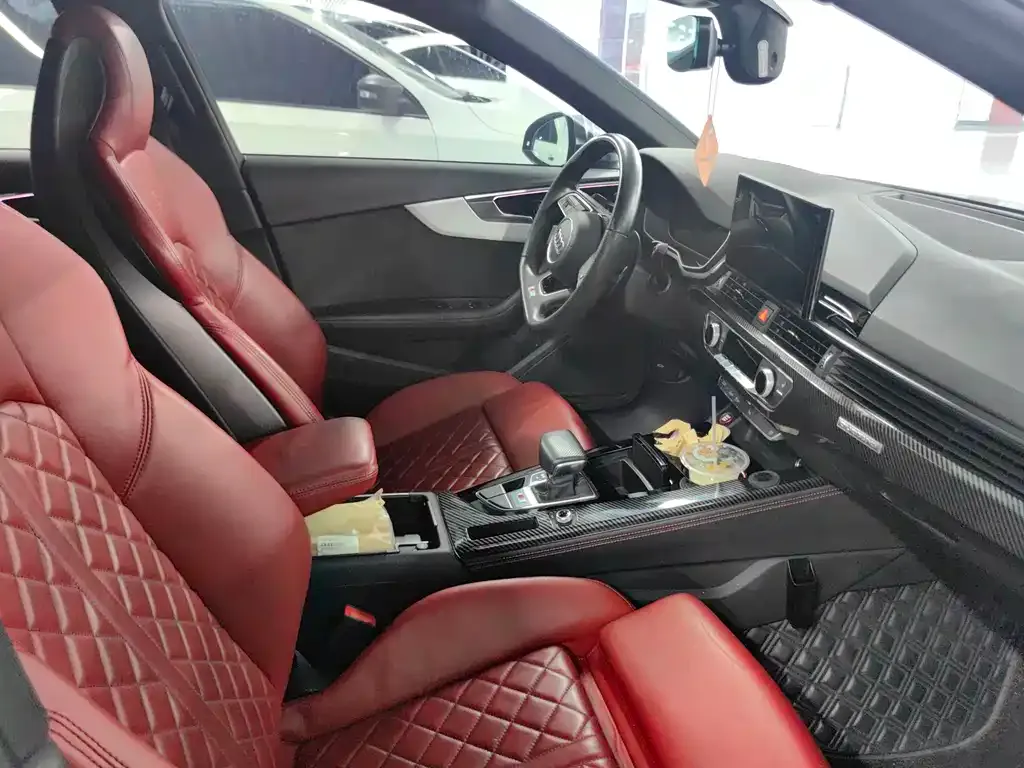 Audi S4 2021 из CN, фото 6