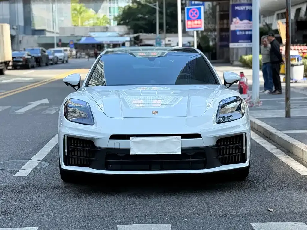 Porsche Panamera 2025 из CN, фото 7