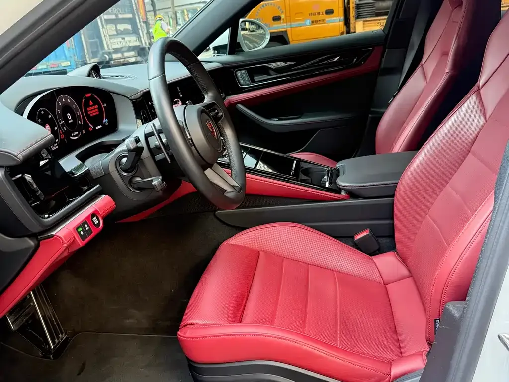 Porsche Panamera 2025 из CN, фото 4