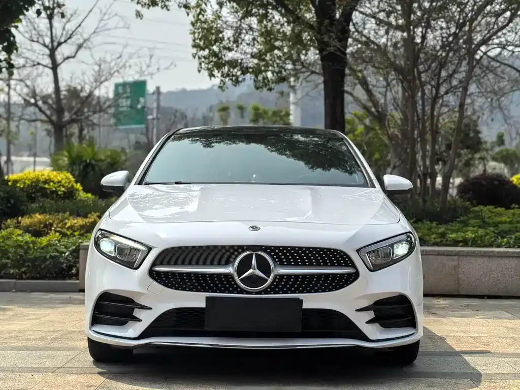 Mercedes-Benz A-Class — фото 8