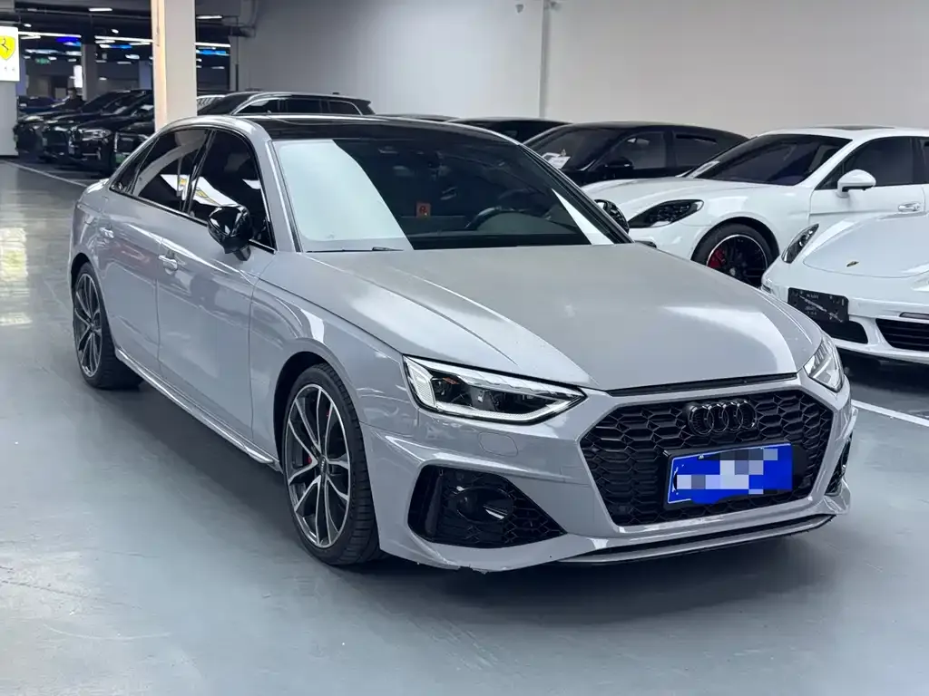 Audi A4L 2021 из CN, фото 8