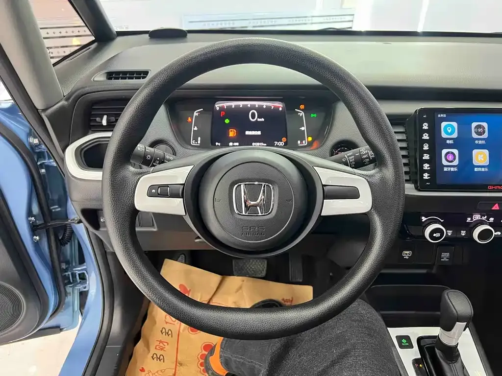 Honda Fit — фото 8