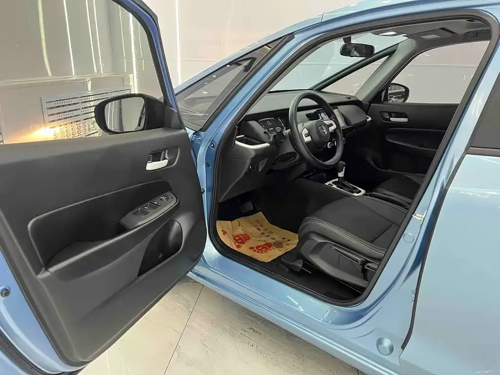 Honda Fit — фото 2