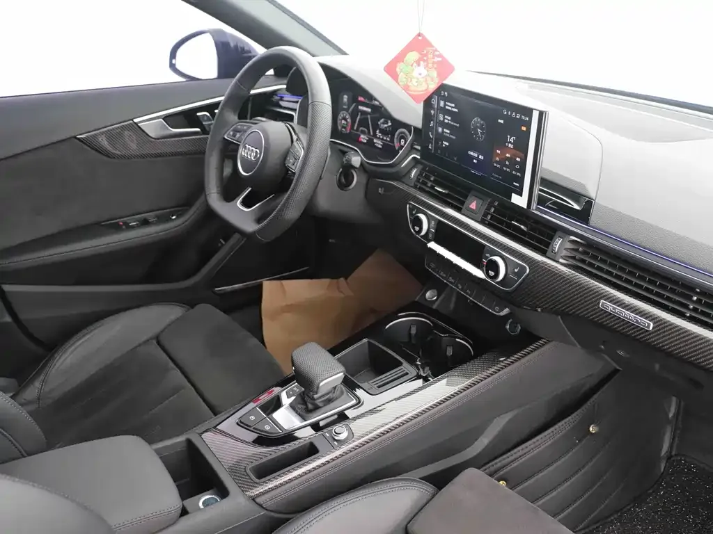 Audi A4L 2025 из CN, фото 6