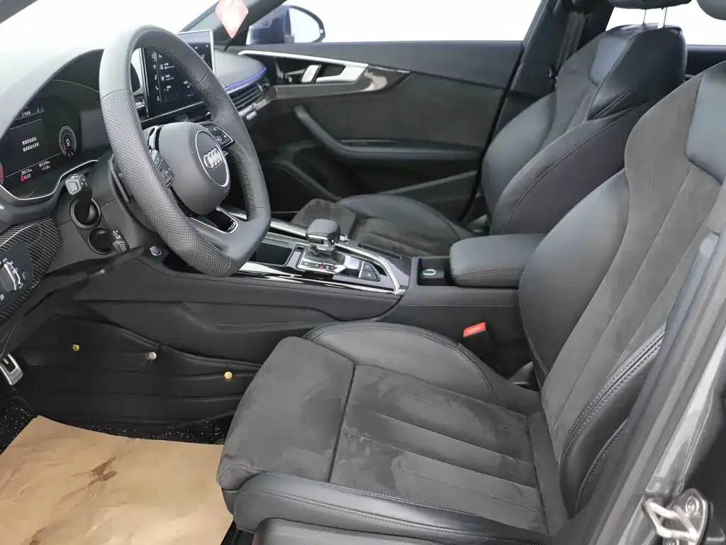 Audi A4L 2025 из CN, фото 9