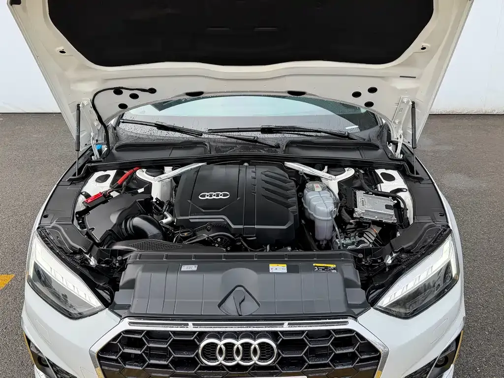 Audi A5 (Import) — фото 2