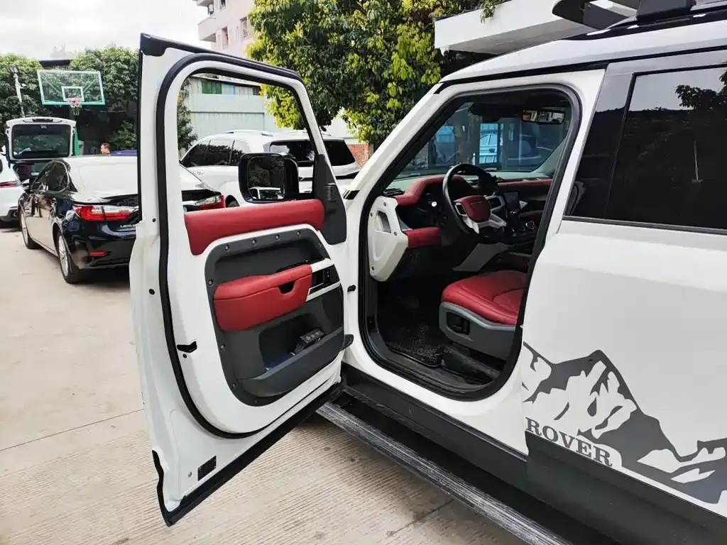 Land Rover Defender — фото 5