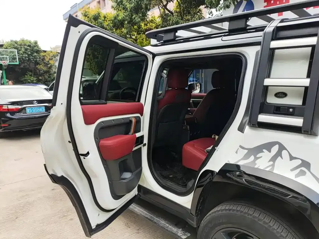 Land Rover Defender — фото 4