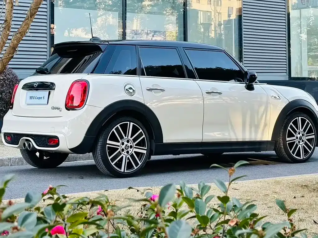 MINI Cooper (3-door) 2021 из CN, фото 6