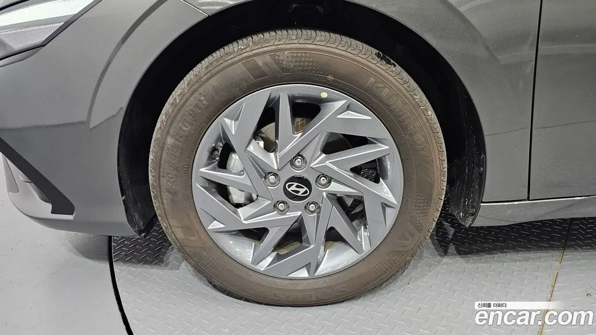 Hyundai AVANTE — фото 8