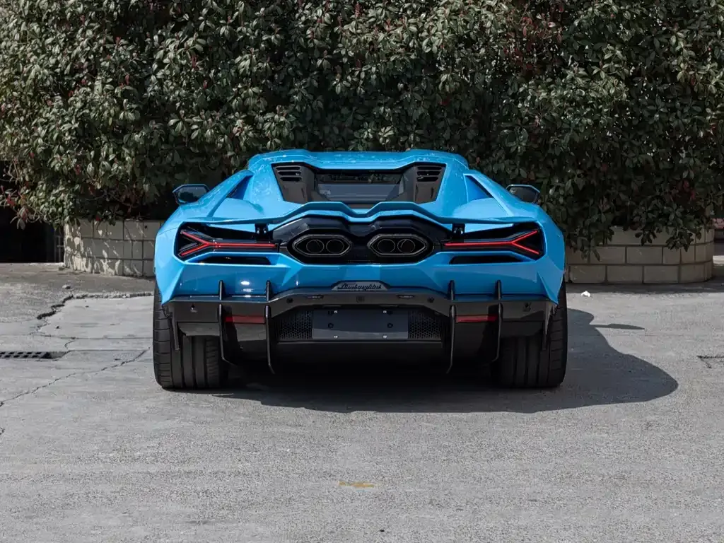 Lamborghini Revuelto 2025 из CN, фото 3