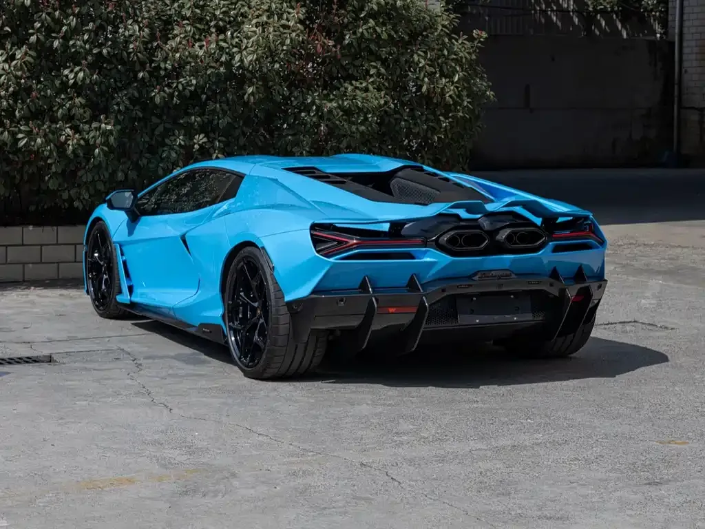 Lamborghini Revuelto 2025 из CN, фото 4
