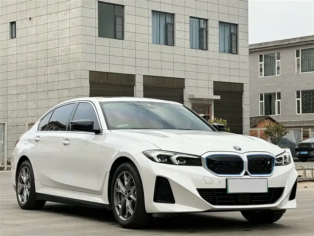 BMW i3 2023 из CN, фото 1