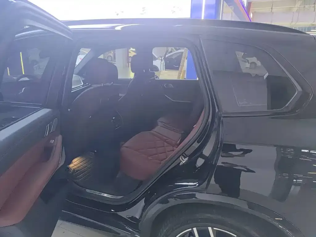 BMW X5 2024 из CN, фото 6