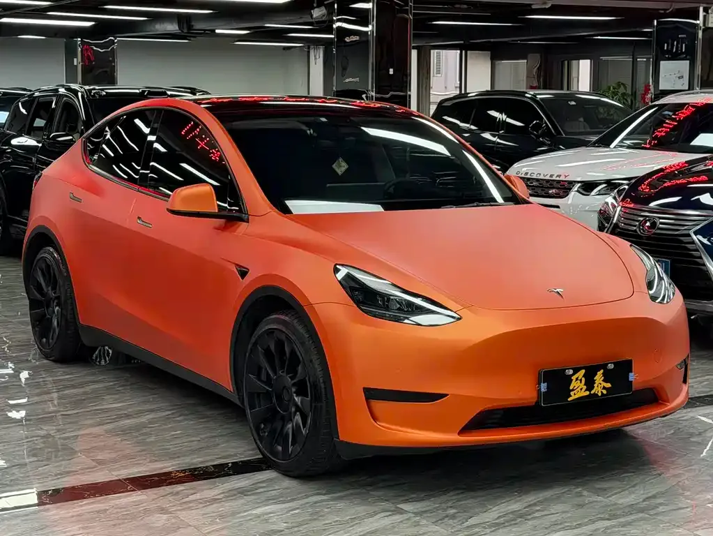 Tesla Model Y — фото 6