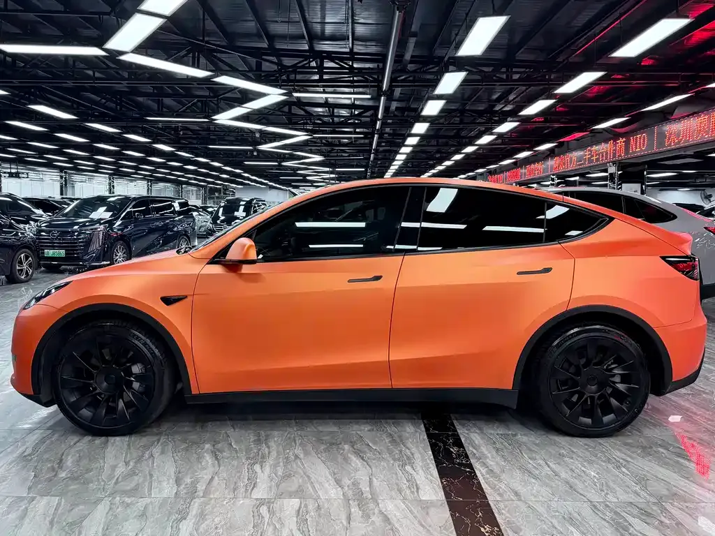 Tesla Model Y — фото 7