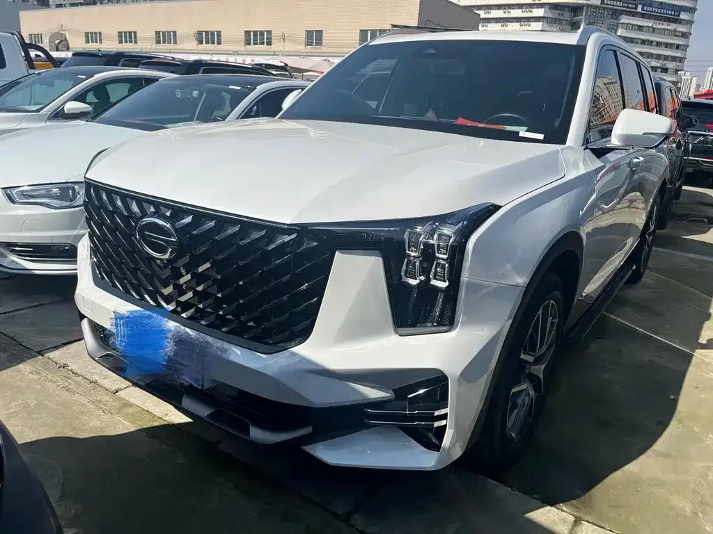 GAC Motor Trumpchi GS8 — фото 1