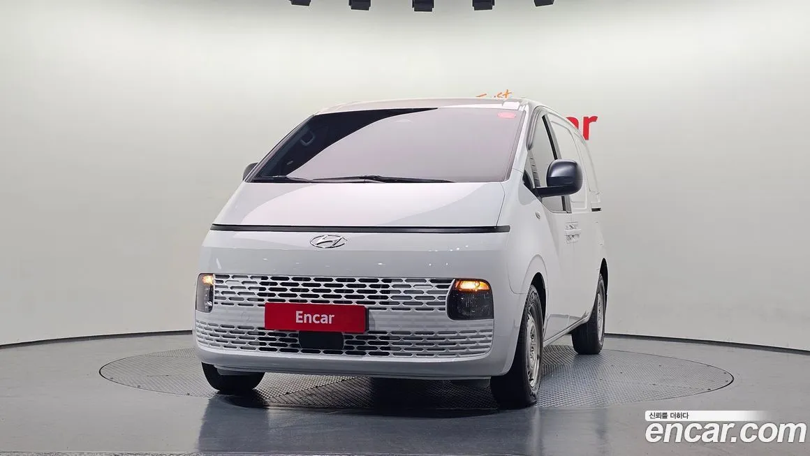 Hyundai Staria — фото 3