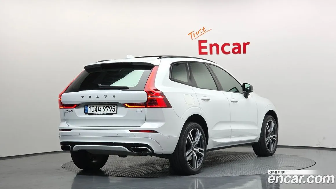 Volvo XC60 2021 из KR, фото 2