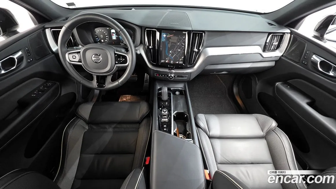 Volvo XC60 2021 из KR, фото 9