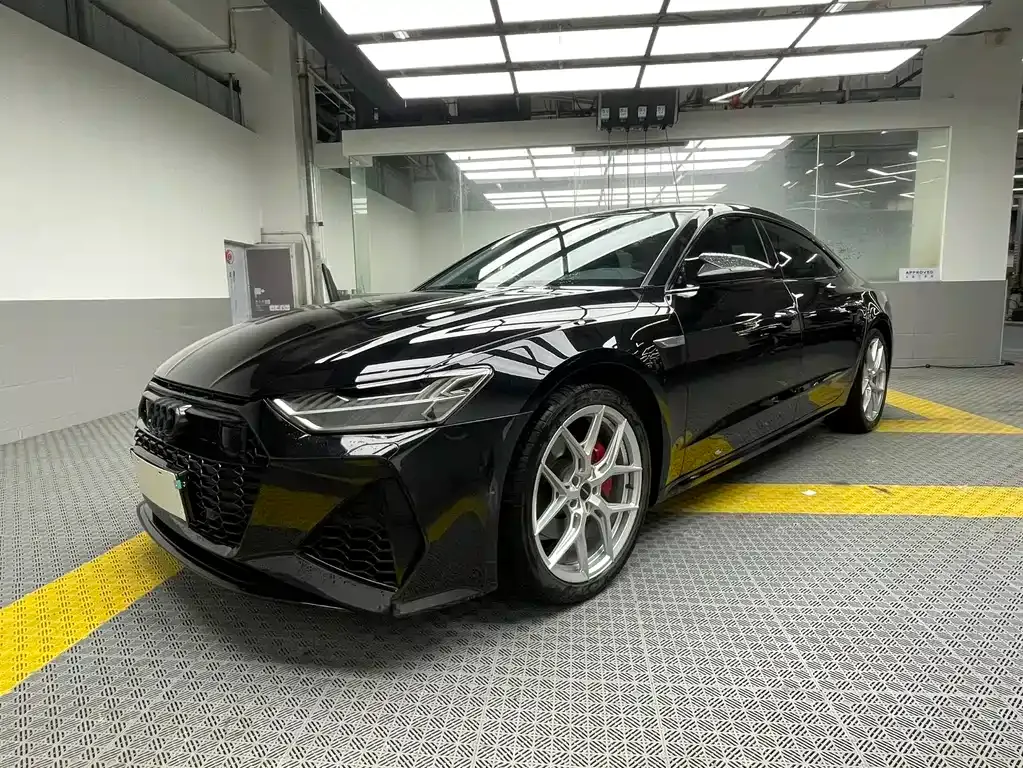 Audi A7L 2023 из CN, фото 10