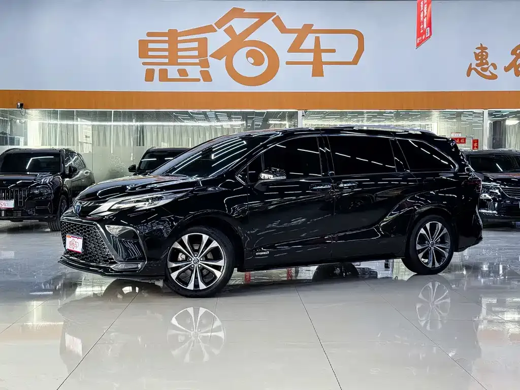 Toyota Granvia 2023 из CN, фото 5