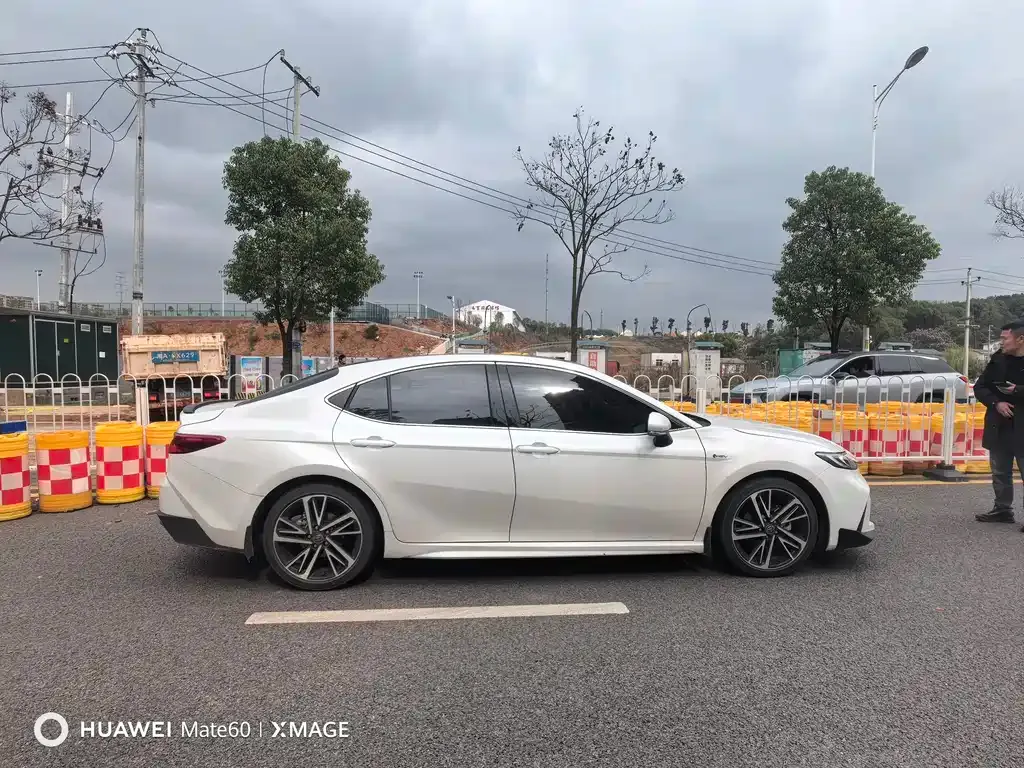 Toyota Camry 2024 из CN, фото 9