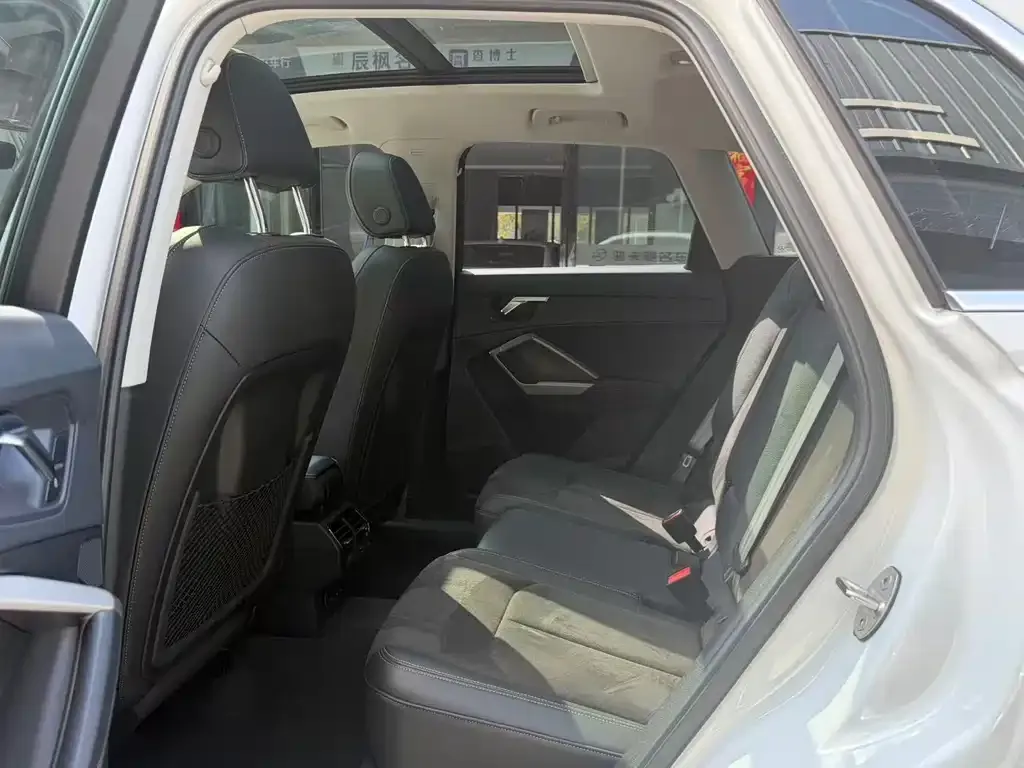 Audi Q3 2022 из CN, фото 3