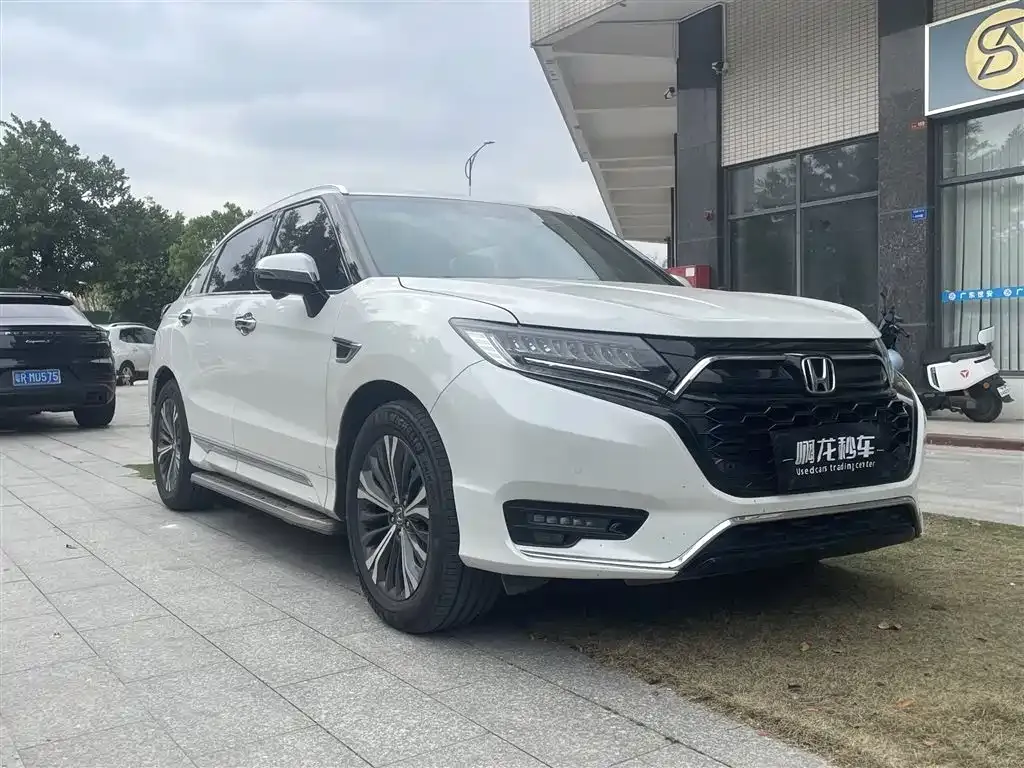 Honda UR-V — фото 3