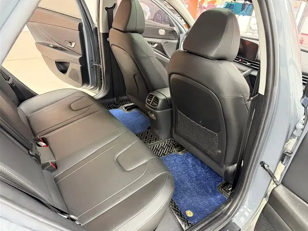 Hyundai Elantra 2022 из CN, фото 9