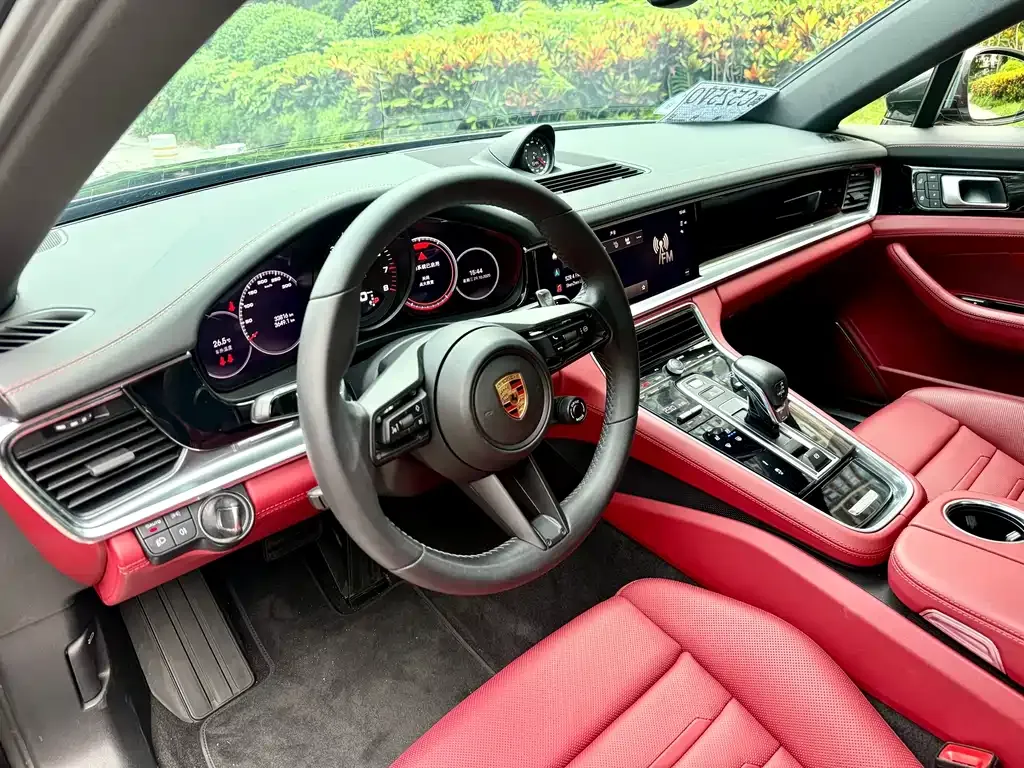 Porsche Panamera — фото 10