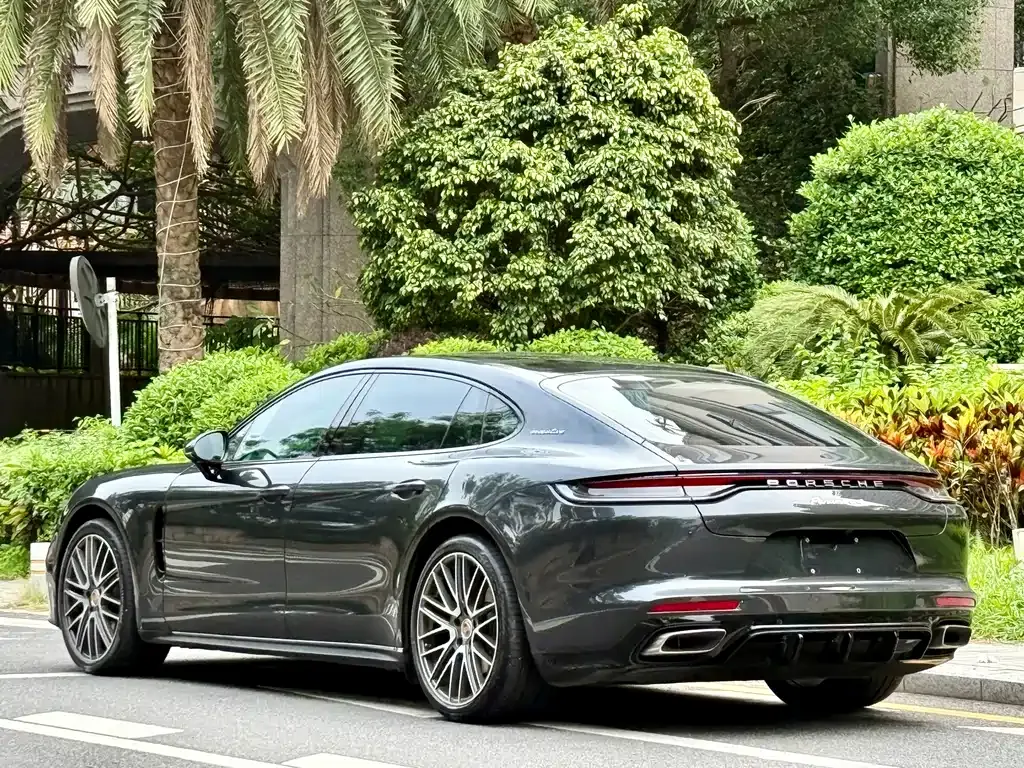Porsche Panamera — фото 9
