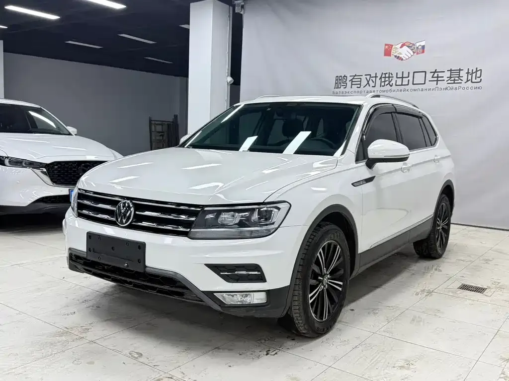 Volkswagen Tiguan L