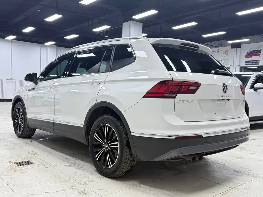 Volkswagen Tiguan L 2021 из CN, фото 5