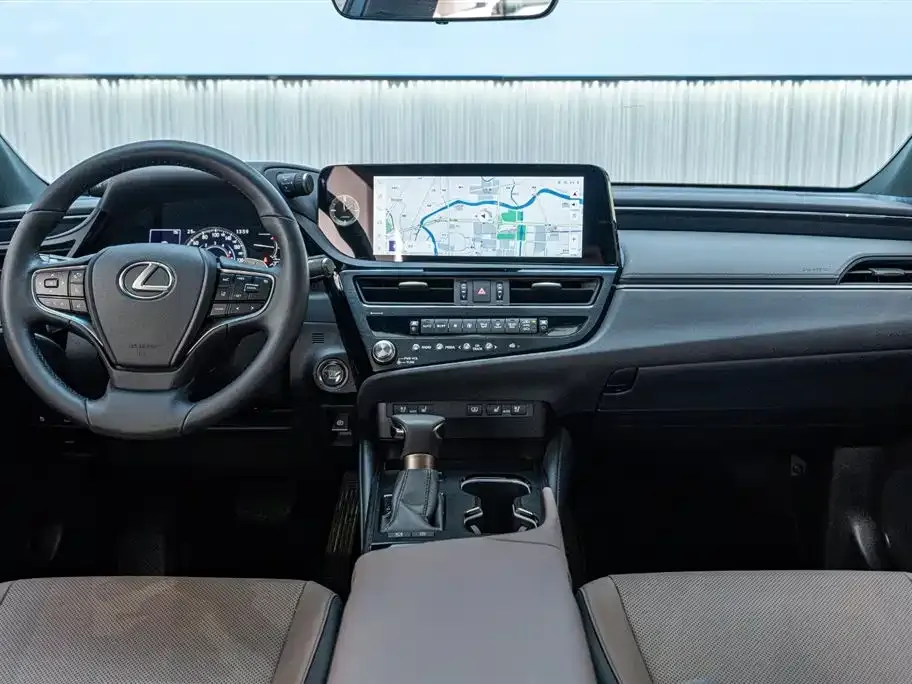Lexus ES 2024 из CN, фото 9