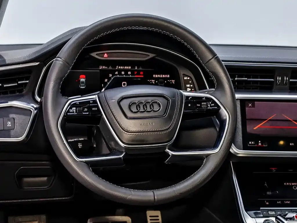 Audi A7L 2024 из CN, фото 10