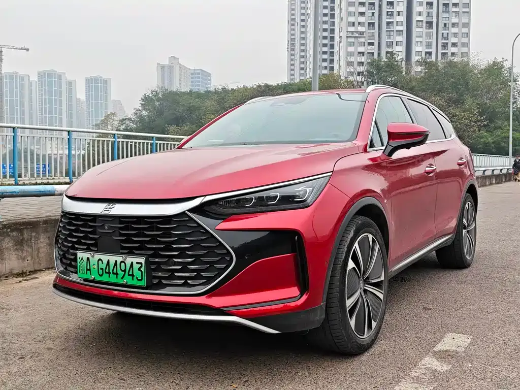 BYD Tang New Energy — фото 1