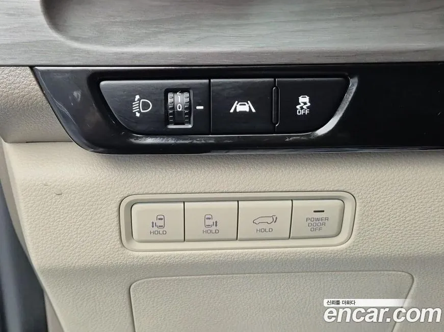 Kia Carnival — фото 9