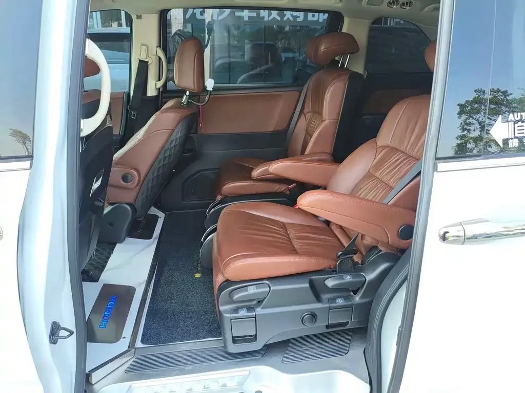 Honda Odyssey 2022 из CN, фото 2