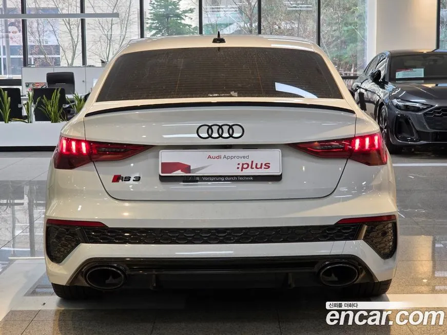 Audi RS3 2024 из KR, фото 9