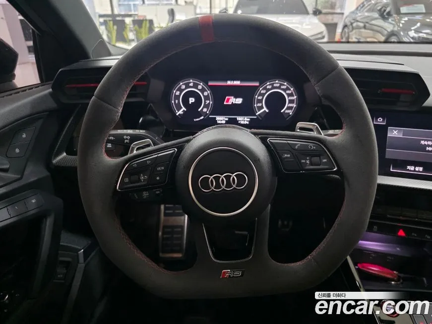 Audi RS3 2024 из KR, фото 10