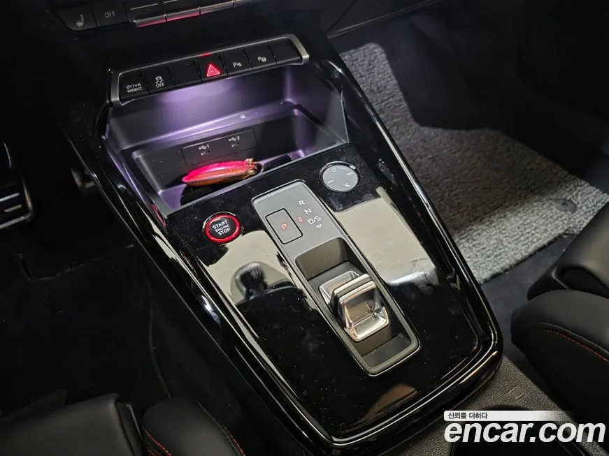 Audi RS3 2024 из KR, фото 6