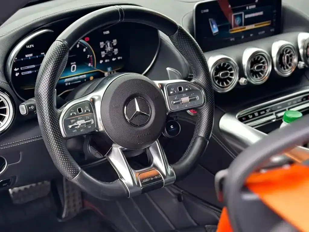 Mercedes-Benz AMG GT — фото 3